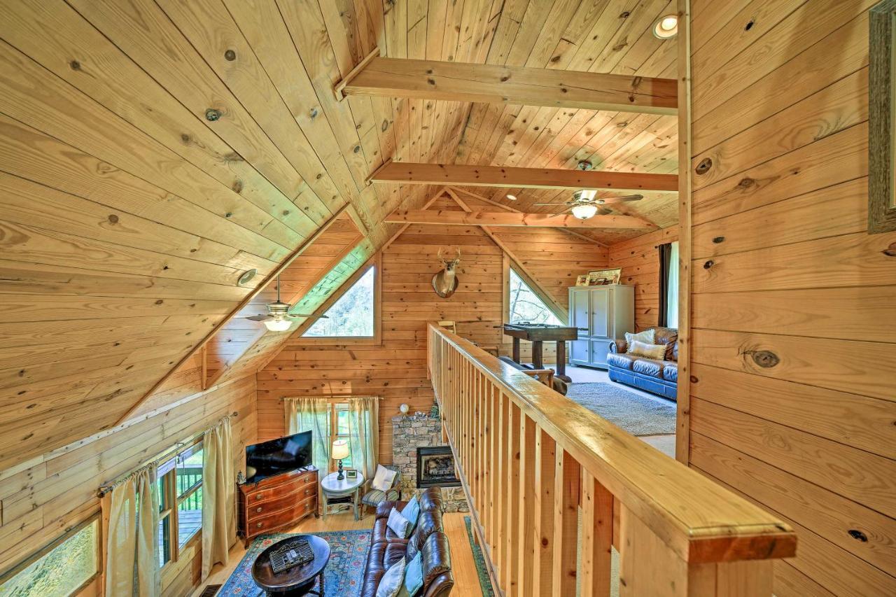 Creekside Bryson City Cabin With Private Hot Tub Екстер'єр фото