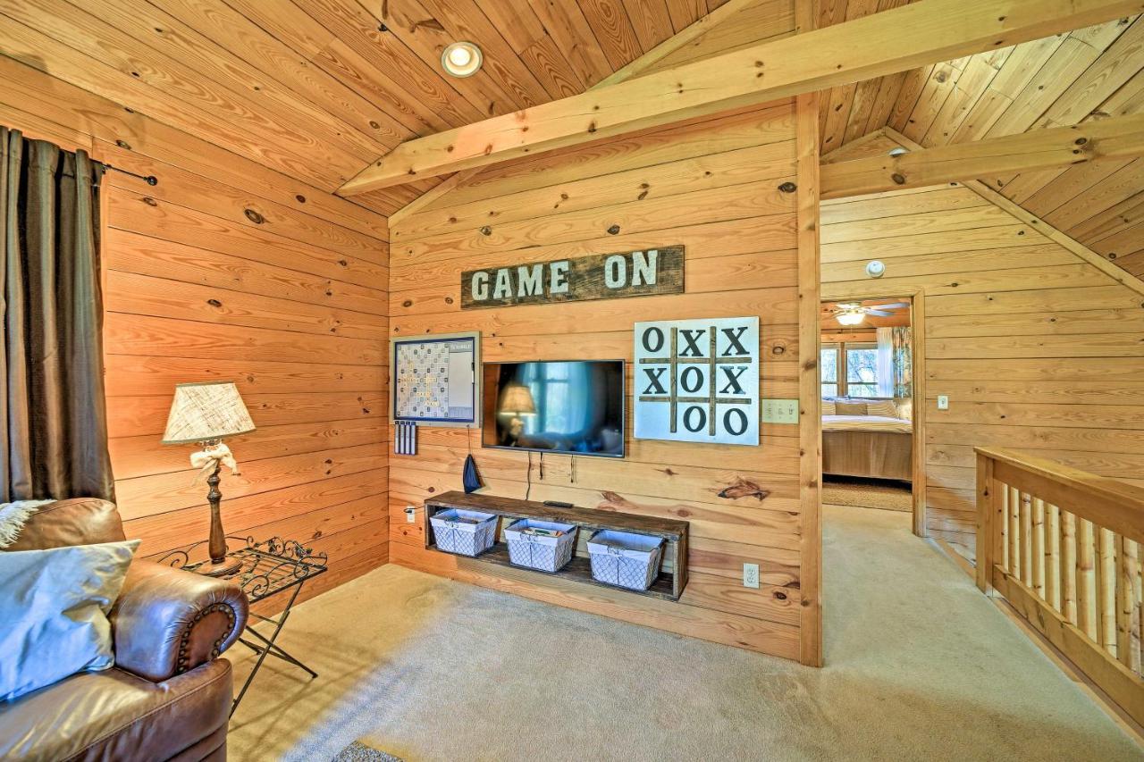 Creekside Bryson City Cabin With Private Hot Tub Екстер'єр фото