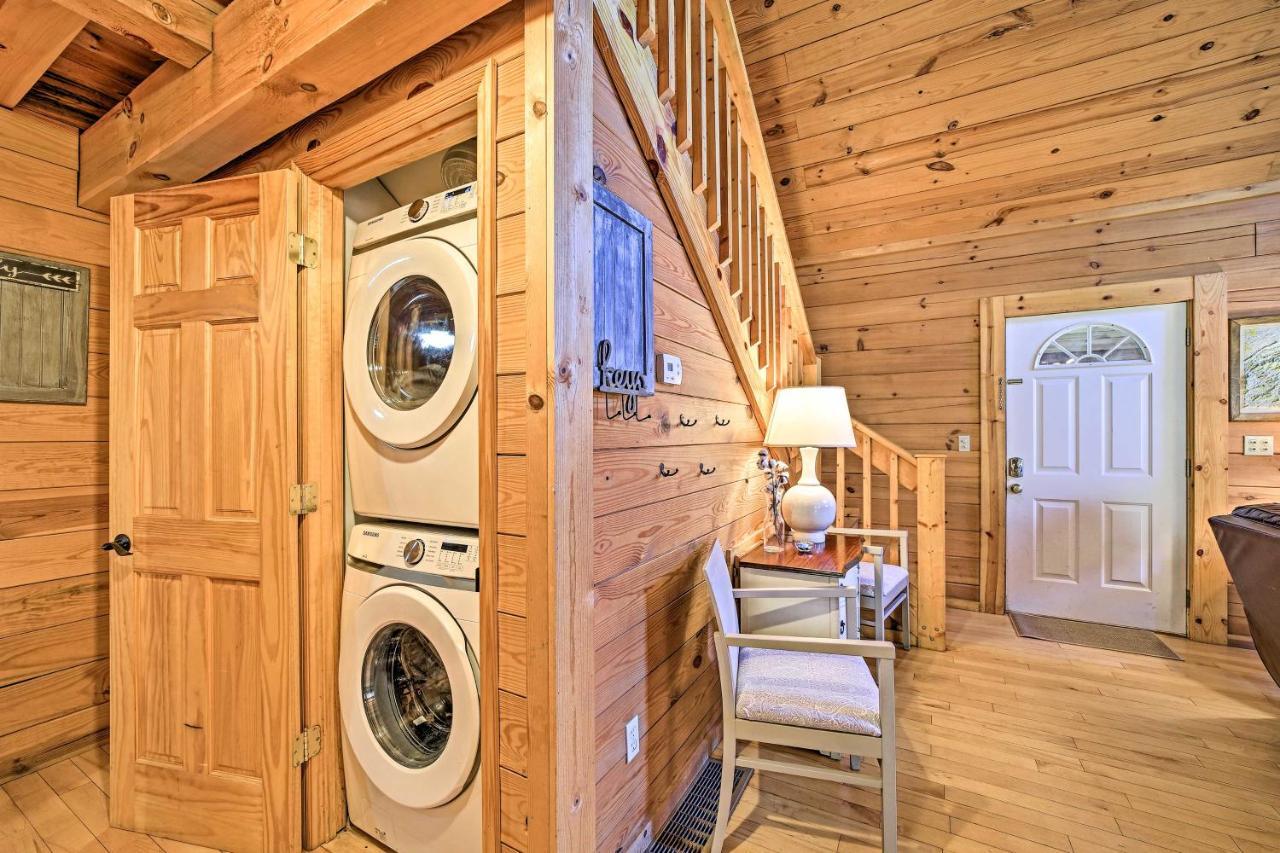 Creekside Bryson City Cabin With Private Hot Tub Екстер'єр фото