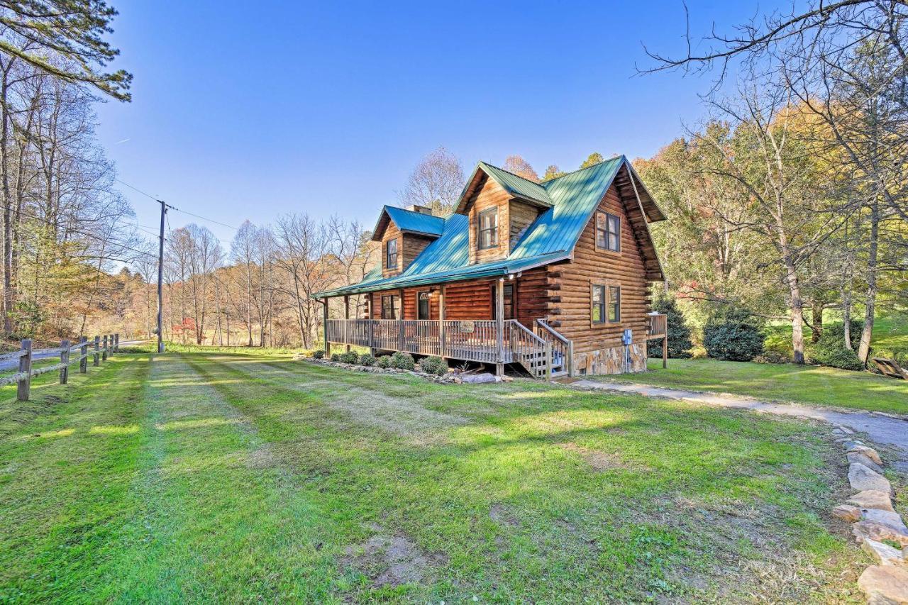 Creekside Bryson City Cabin With Private Hot Tub Екстер'єр фото